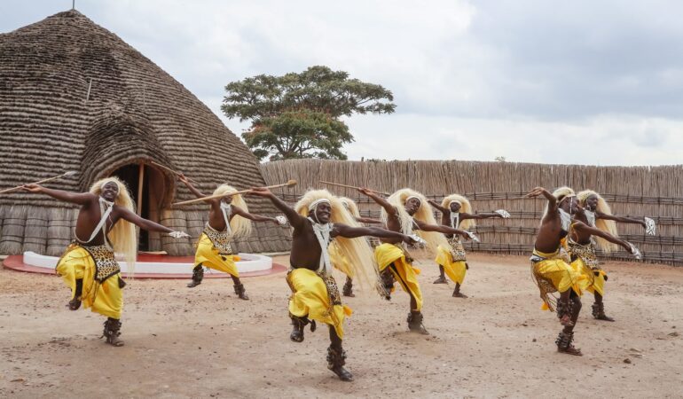 4 Days Rwanda gorilla trekking